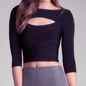 NWT BEBE Front Keyhole Cross Top S